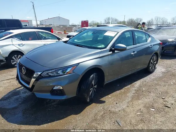 1N4BL4EWXKC132775 2019 NISSAN ALTIMA - Image 2