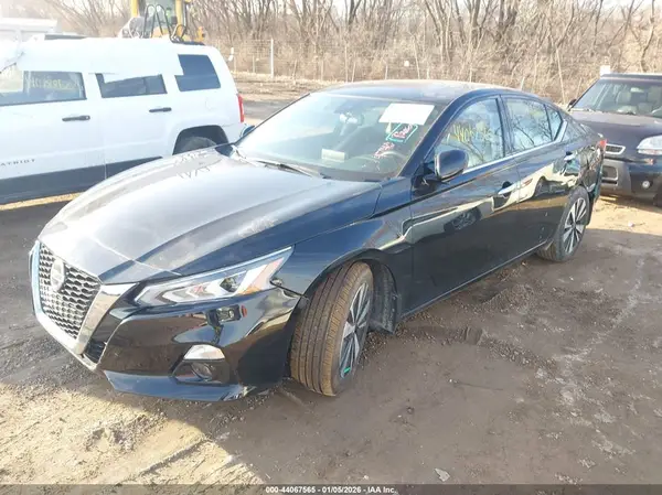 1N4BL4EWXKC133716 2019 NISSAN ALTIMA - Image 2
