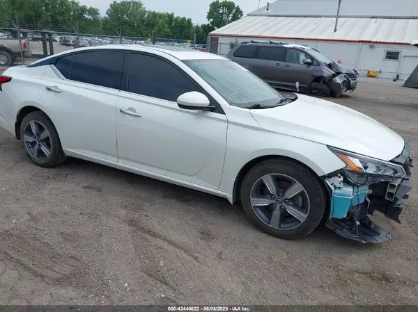 1N4BL4EWXLC115816 2020 NISSAN ALTIMA - Image 1