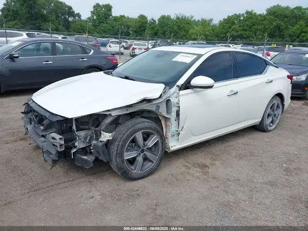1N4BL4EWXLC115816 2020 NISSAN ALTIMA - Image 2