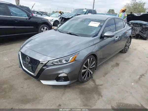 1N4BL4FV1KC104627 2019 NISSAN ALTIMA - Image 2