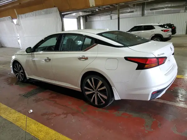 1N4BL4FV1LN300685 2020 NISSAN ALTIMA - Image 2
