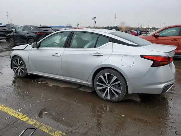 1N4BL4FV4KC111975 2019 NISSAN ALTIMA - Image 2