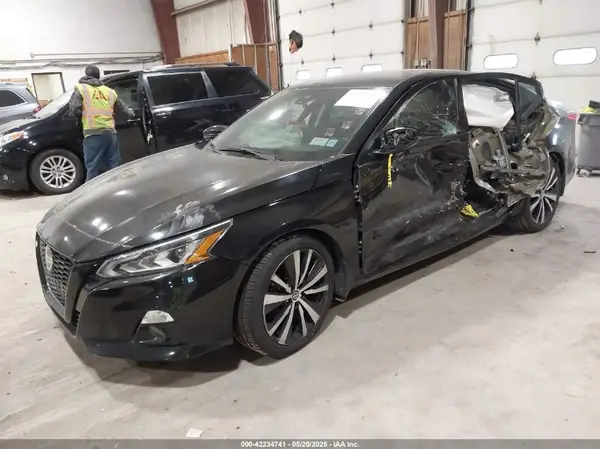 1N4BL4FV4KC173456 2019 NISSAN ALTIMA - Image 2