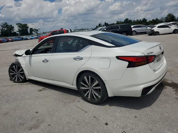 1N4BL4FV6KC110472 2019 NISSAN ALTIMA - Image 2