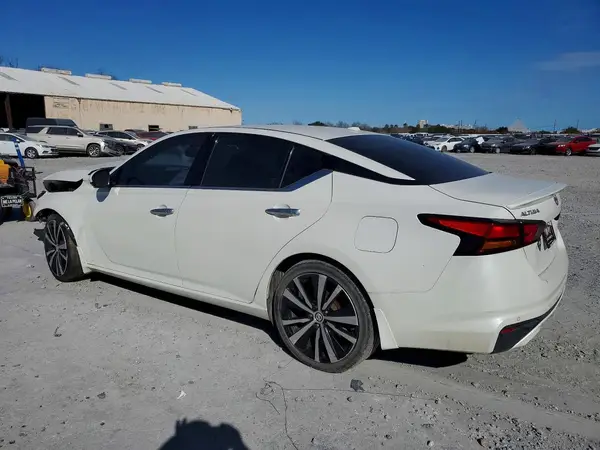 1N4BL4FV6KC213567 2019 NISSAN ALTIMA - Image 2