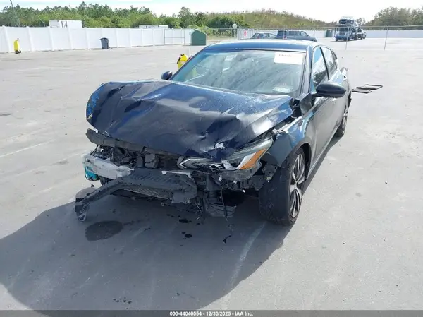 1N4BL4FVXKC106599 2019 NISSAN ALTIMA - Image 2