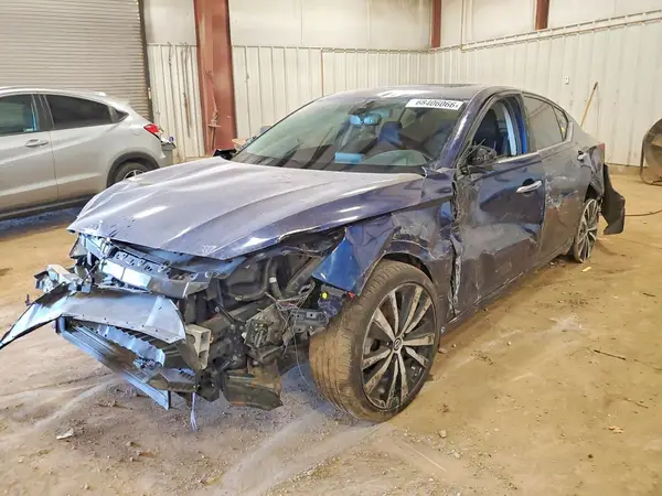 1N4BL4FW1NN317885 2022 NISSAN ALTIMA - Image 1