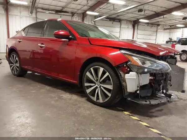 1N4BL4FW2LC247418 2020 NISSAN ALTIMA - Image 1