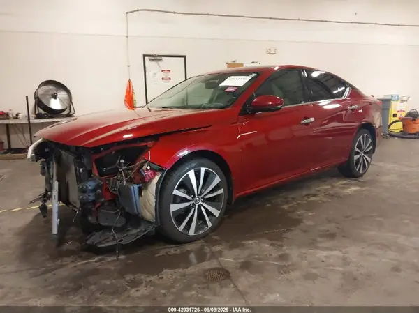 1N4BL4FW2LC247418 2020 NISSAN ALTIMA - Image 2