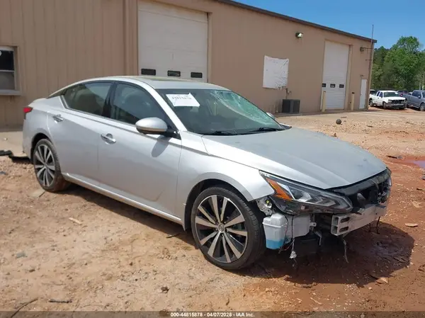 1N4BL4FW3LC121875 2020 NISSAN ALTIMA - Image 1