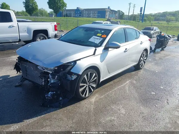 1N4BL4FW4KC131751 2019 NISSAN ALTIMA - Image 2