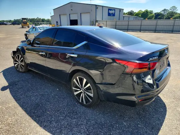 1N4BL4FW4KC137968 2019 NISSAN ALTIMA - Image 2
