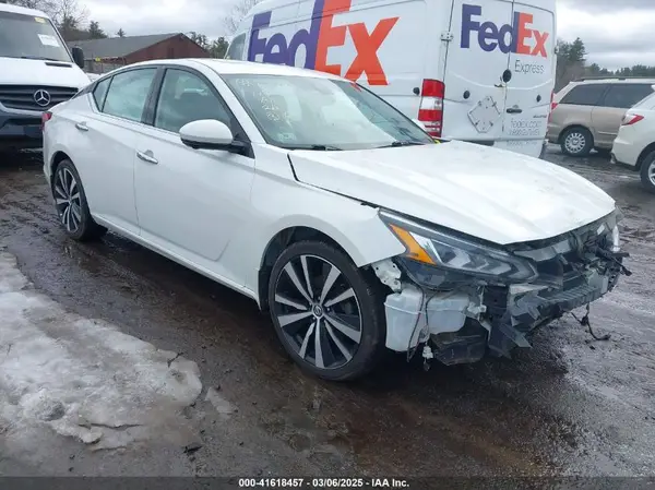 1N4BL4FW4KN315981 2019 NISSAN ALTIMA - Image 1