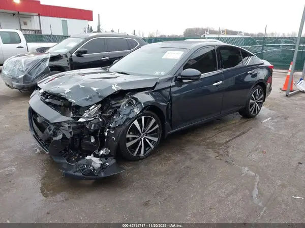 1N4BL4FW7KC196061 2019 NISSAN ALTIMA - Image 2