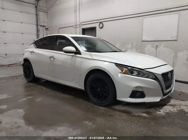 1N4BL4FW7KN304666 2019 NISSAN ALTIMA - Image 1