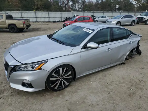 1N4BL4FW7LC124973 2020 NISSAN ALTIMA - Image 1