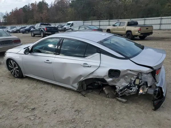 1N4BL4FW7LC124973 2020 NISSAN ALTIMA - Image 2