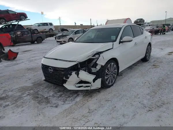 1N4BL4FW9PN418143 2023 NISSAN ALTIMA - Image 2