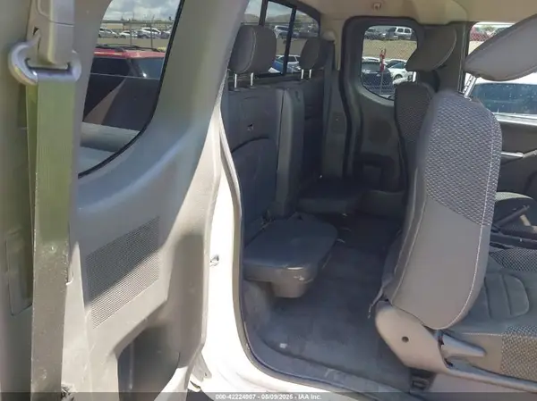 1N6AD0CU2GN791987 2016 NISSAN NAVARA (FRONTIER) - Image 8