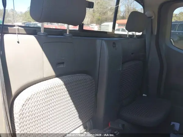 1N6AD0CU4GN768243 2016 NISSAN NAVARA (FRONTIER) - Image 8