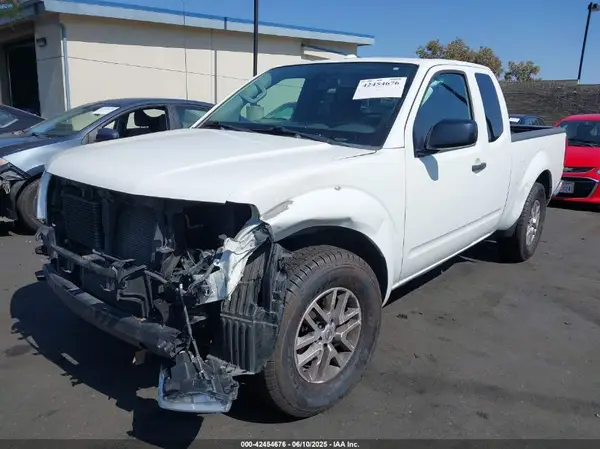 1N6AD0CU6JN719441 2018 NISSAN NAVARA (FRONTIER) - Image 2