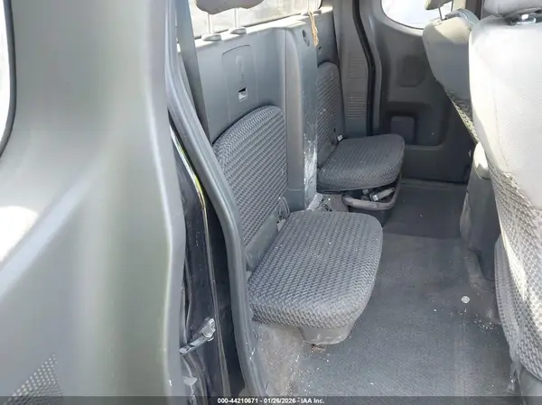 1N6AD0CUXHN709408 2017 NISSAN NAVARA (FRONTIER) - Image 8