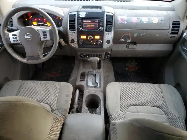 1N6AD0CW1GN716330 2016 NISSAN NAVARA (FRONTIER) - Image 8