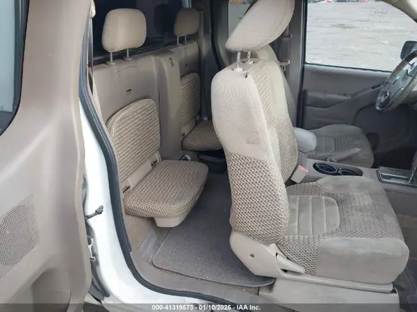 1N6AD0CW2GN734853 2016 NISSAN NAVARA (FRONTIER) - Image 8