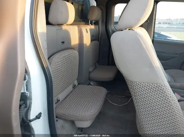 1N6AD0CW2GN791361 2016 NISSAN NAVARA (FRONTIER) - Image 8
