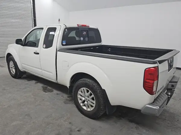 1N6AD0CW5JN768597 2018 NISSAN NAVARA (FRONTIER) - Image 2