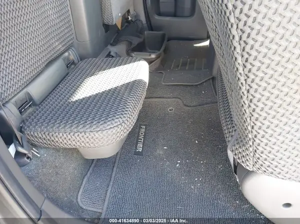 1N6AD0CW9HN712401 2017 NISSAN NAVARA (FRONTIER) - Image 8