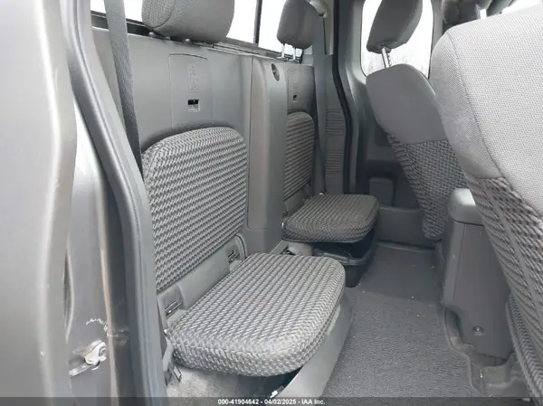1N6AD0CW9HN775787 2017 NISSAN NAVARA (FRONTIER) - Image 8