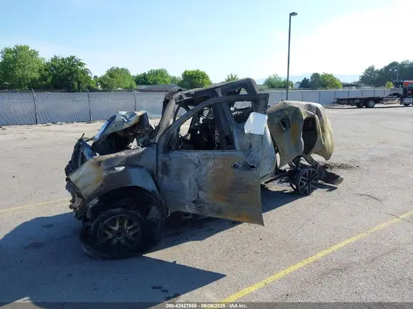 1N6AD0CW9KN722630 2019 NISSAN NAVARA (FRONTIER) - Image 2