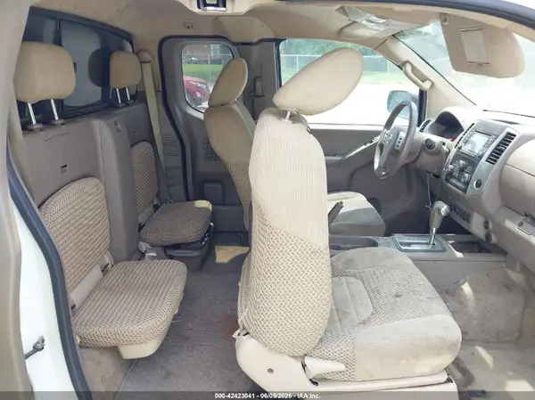 1N6AD0CWXHN725934 2017 NISSAN NAVARA (FRONTIER) - Image 8