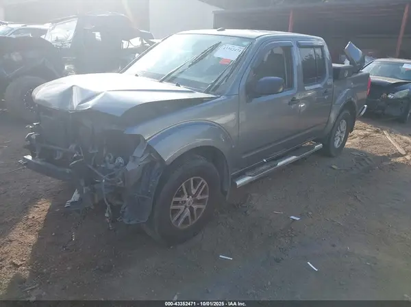 1N6AD0ER1HN762992 2017 NISSAN NAVARA (FRONTIER) - Image 2