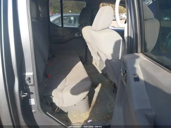 1N6AD0ER1HN762992 2017 NISSAN NAVARA (FRONTIER) - Image 8