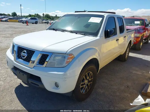 1N6AD0ER2GN781016 2016 NISSAN NAVARA (FRONTIER) - Image 2