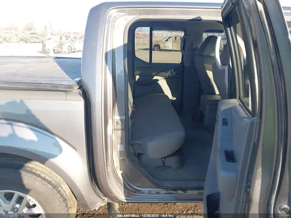 1N6AD0ER2GN781680 2016 NISSAN NAVARA (FRONTIER) - Image 8