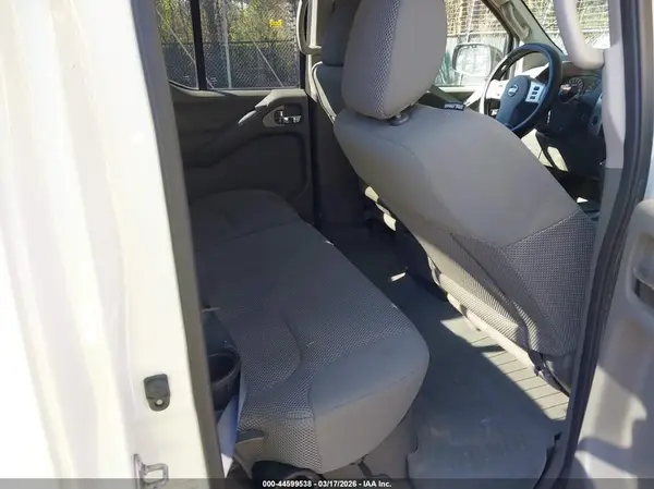 1N6AD0ER2GN786667 2016 NISSAN NAVARA (FRONTIER) - Image 8