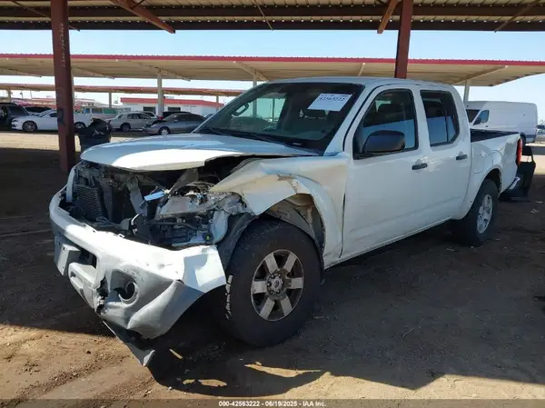 1N6AD0ER3GN702906 2016 NISSAN NAVARA (FRONTIER) - Image 2