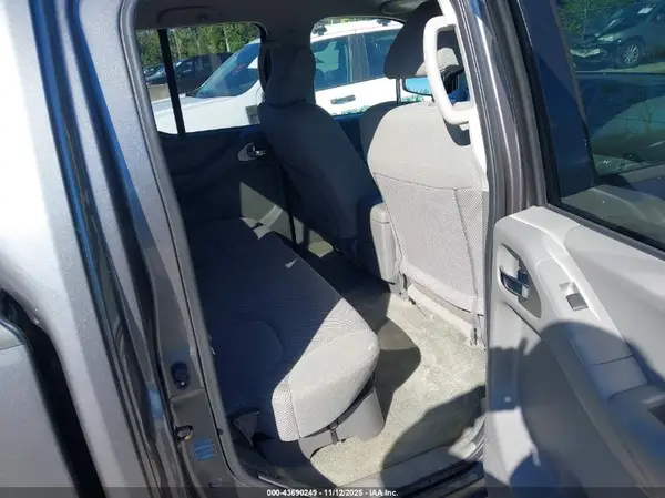 1N6AD0ER3GN739728 2016 NISSAN NAVARA (FRONTIER) - Image 8