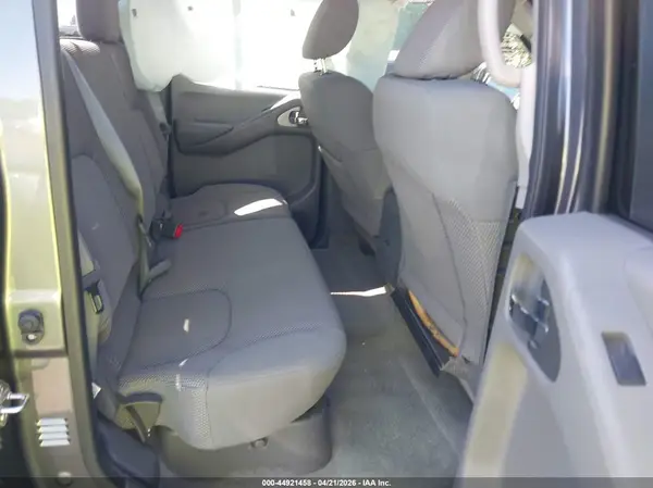 1N6AD0ER3GN752947 2016 NISSAN NAVARA (FRONTIER) - Image 8