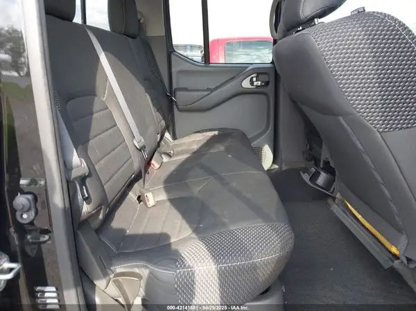 1N6AD0ER3GN765620 2016 NISSAN NAVARA (FRONTIER) - Image 8