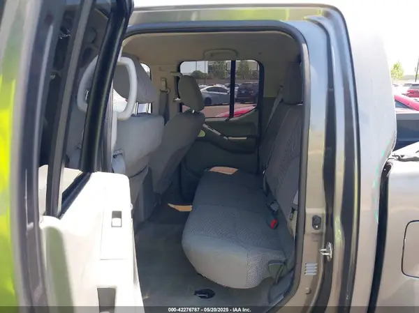 1N6AD0ER3GN787892 2016 NISSAN NAVARA (FRONTIER) - Image 8