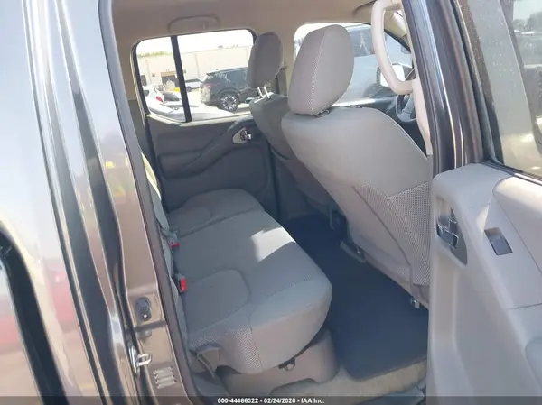1N6AD0ER3GN797967 2016 NISSAN NAVARA (FRONTIER) - Image 8