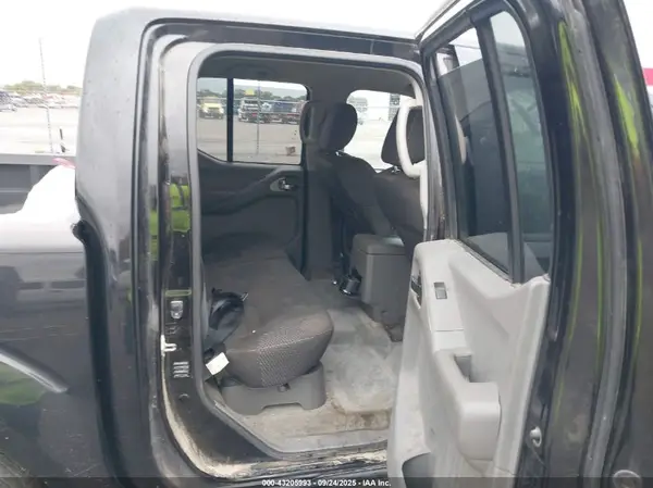 1N6AD0ER4GN759230 2016 NISSAN NAVARA (FRONTIER) - Image 8