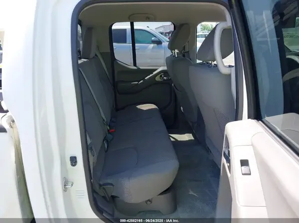 1N6AD0ER4GN765089 2016 NISSAN NAVARA (FRONTIER) - Image 8