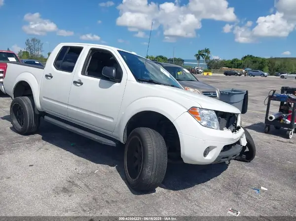 1N6AD0ER4HN705914 2017 NISSAN NAVARA (FRONTIER) - Image 1