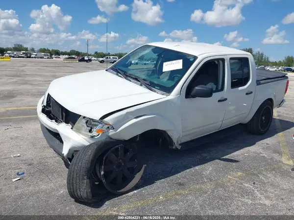 1N6AD0ER4HN705914 2017 NISSAN NAVARA (FRONTIER) - Image 2